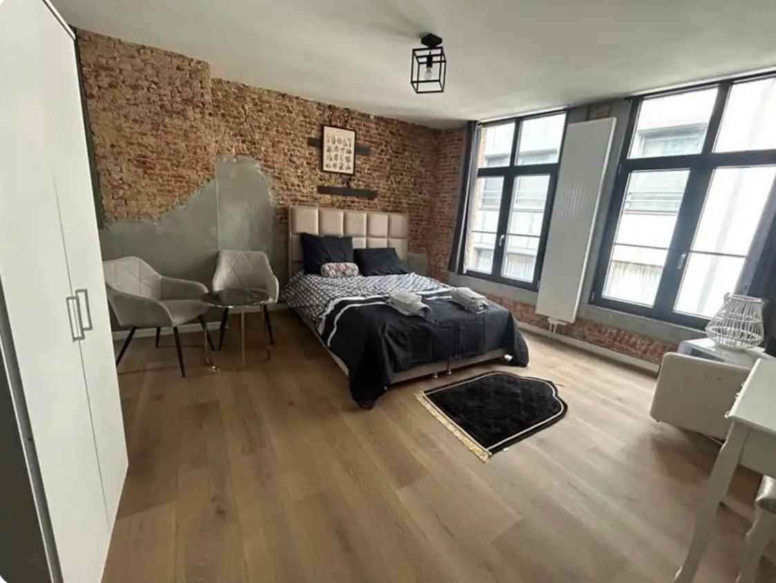 Cosy Room In Antwerp City Esterno foto
